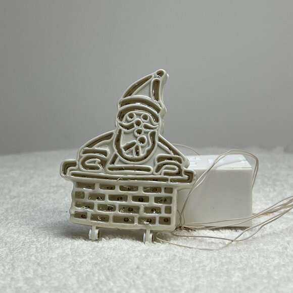 Dept 56 Brite Lites Santa in Chimney Christmas Village Accessory - 1992 - Picture 3 of 7